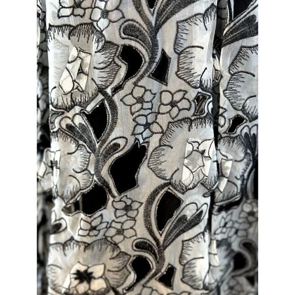 ERIN by Erin Fetherston Floral Gown in Black Size 10 - Picture 4 of 5